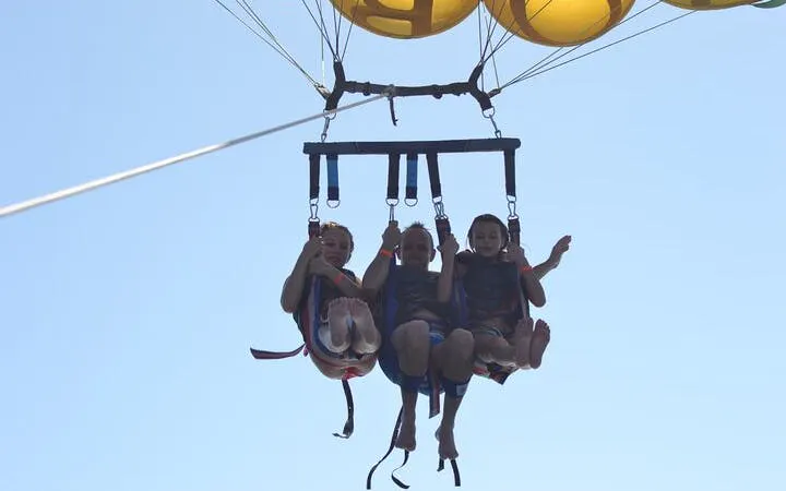 Soar Above the Red Sea Parasailing Adventure with Transfer - Hurghada Image 10