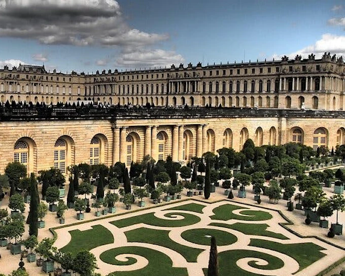 Versailles Palace Skip the Line Guided Tour from Paris
