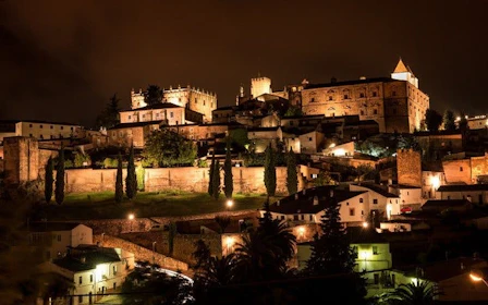 Cáceres Self-Guided Walking Tour on Mobile App