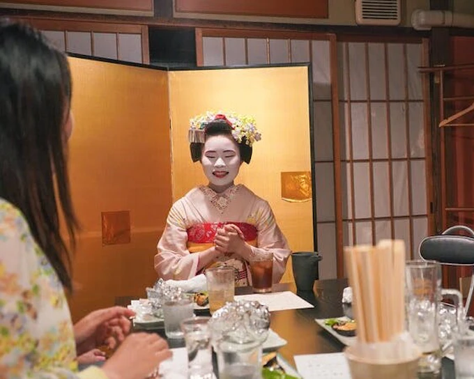 Dinner with Maiko in a Traditional Kyoto Style Restaurant To