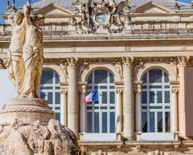 Montpellier Self-Guided Walking Tour on Mobile App (Product 53916)