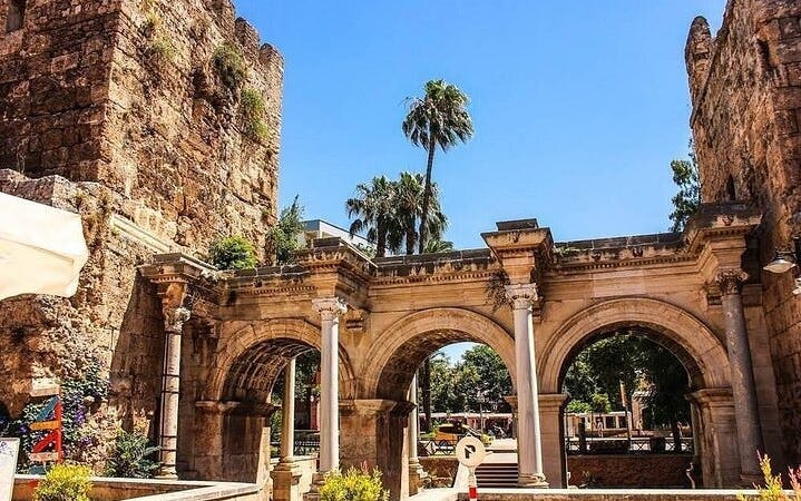 tour della città di antalya con formula all-inclusive da kemer: tour in barca e cascate-5