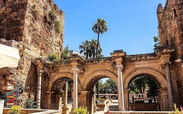 tour della città di antalya con formula all-inclusive da kemer: tour in barca e cascate-5
