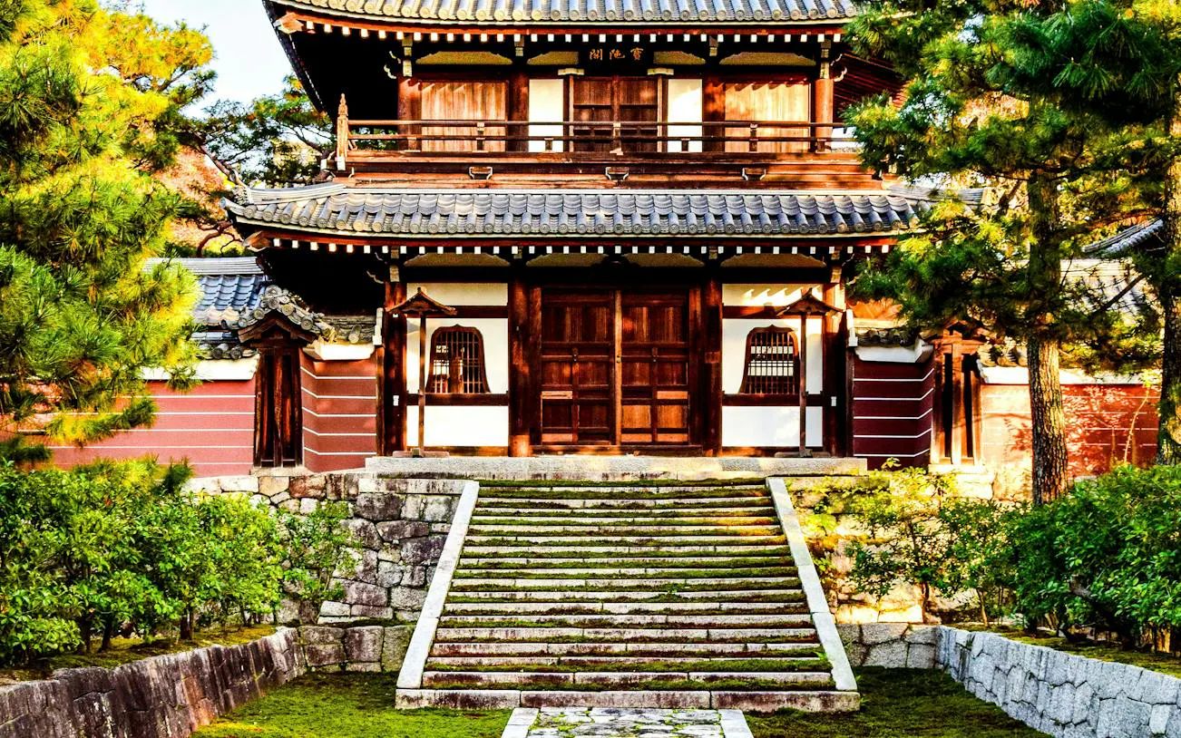 Kyoto Gion Self-Guided Audio Walk: Shirakawa Willows, Hanamikoji Teahouses and Kennin-ji Temple