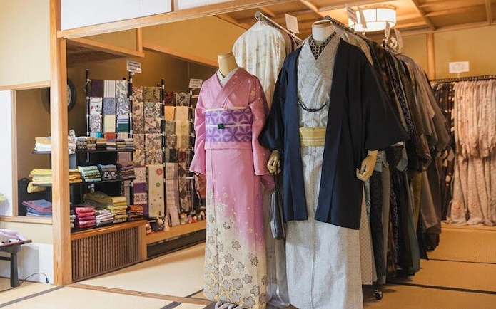 Kimono display at Rakuu-tei rental shop inside Shinjuku Gyoen National Garden, Tokyo.