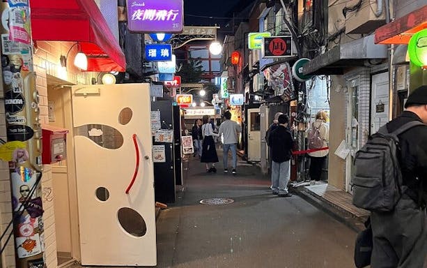 tour de bares por tokio en shinjuku (bebida ilimitada + cena)-4