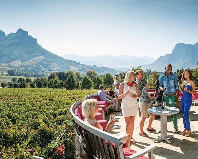 Cape Town Private Helicopter Flight, Winelands Wine Tastings and Picnic Lunch Tour