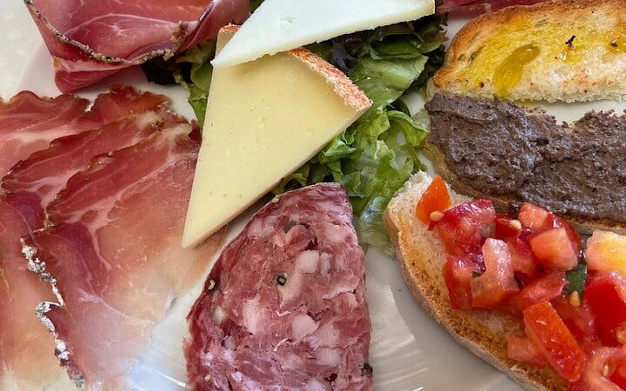 Desde Florencia: tour en tuk-tuk por la Toscana con visita a una bodega, almuerzo y parada en San Gimignano — 6