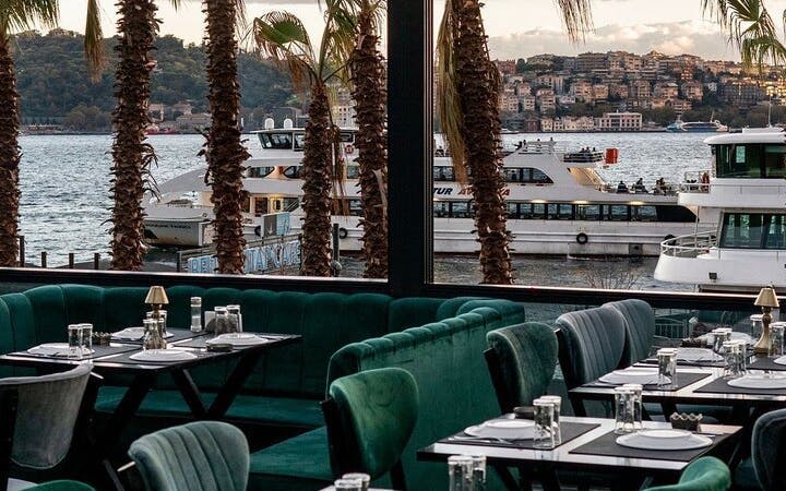 istanbul luxury bosphorus view tavern dinner & belly dance show-1