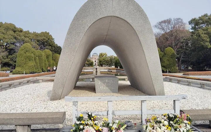 Hiroshima Atomic Bomb Dome and Peace Memorial Museum Guided Tour Image 10