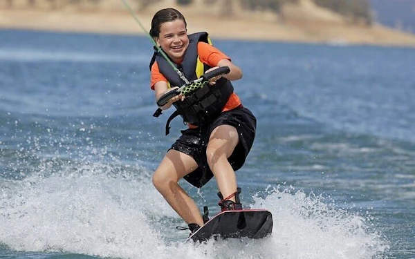 Water Skiing with Glass Boat Viewing and Transfer–Sharm El Sheikh