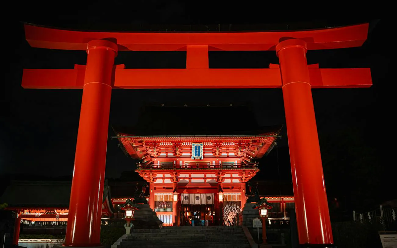 Kyoto Fushimi Inari Self-Guided Audio Walk: Romon Gate, Senbon Torii and the Mount Inari Summit Loop
