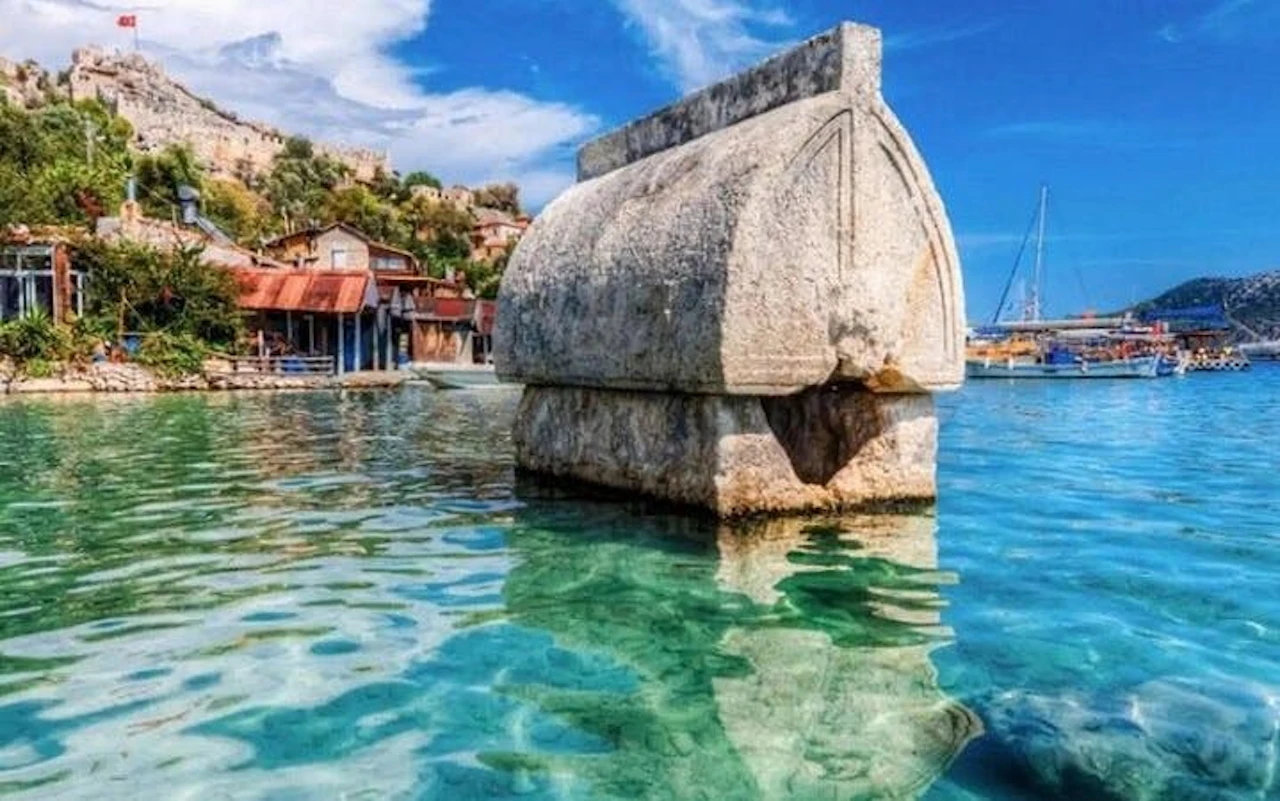 Excursion d'une journée à la cité engloutie de Kekova, à Demre et à Myra à partir d'Antalya — 9