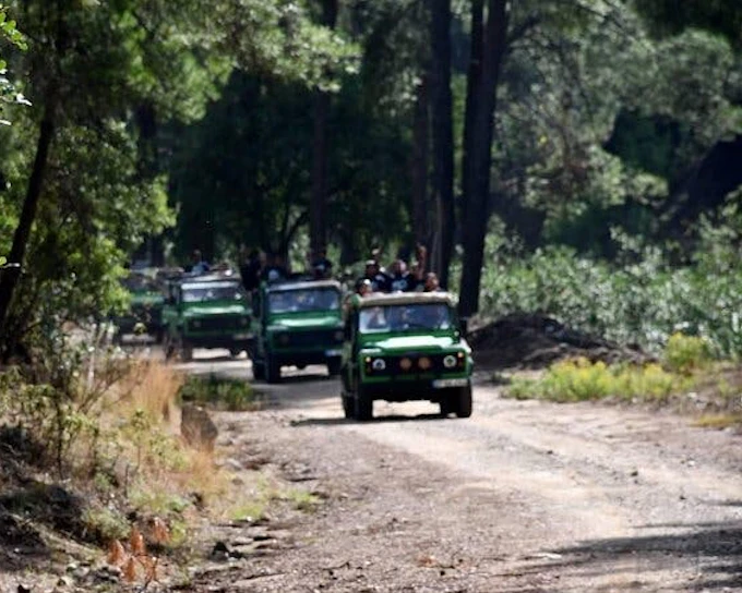 Antalya Jeep Safari to Taurus Mountains with Riverside Lunch