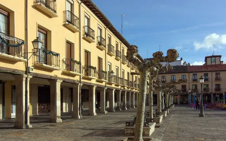 Palencia Self-Guided Walking Tour on Mobile App