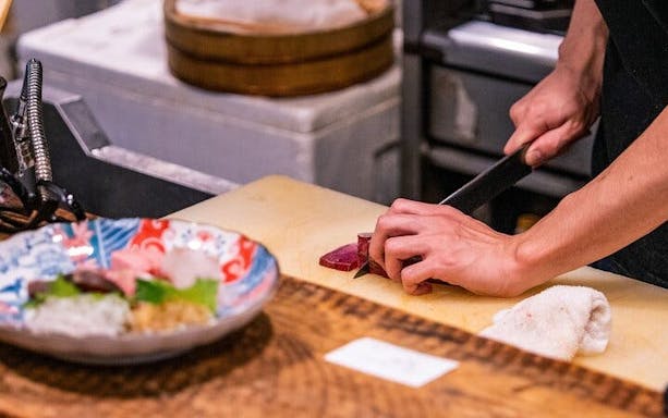 ein preisgekrönter abend in einer izakaya – bar-hopping in shibuya wie ein -3