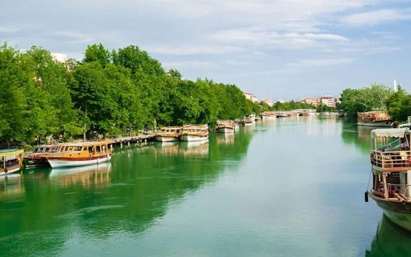 Manavgat River Boat Tour – Waterfalls & Bazaar from Alanya