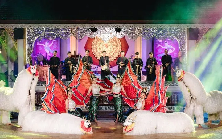 Khantoke dinner show with traditional Lanna dancers and musicians in Chiang Mai.