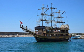 alanya pirate boat trip with lunch & free soft drinks-5