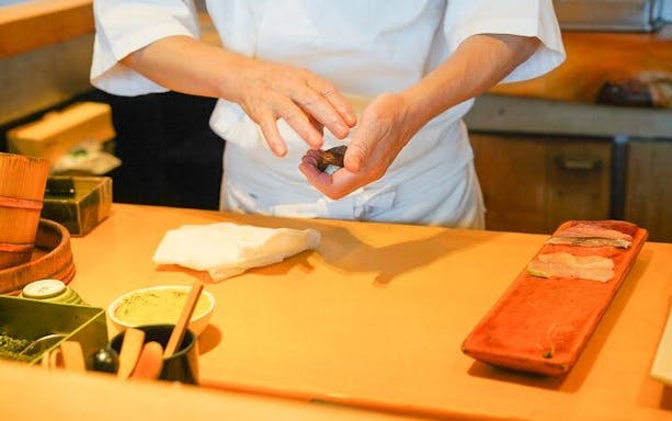 vegan friendly sushi & okonomiyaki shibuya night foodie tour-3