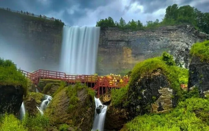 Niagara Falls Guided Tour With Maid of the Mist, Cave of the Winds, and Observation Tower Tickets Image 6