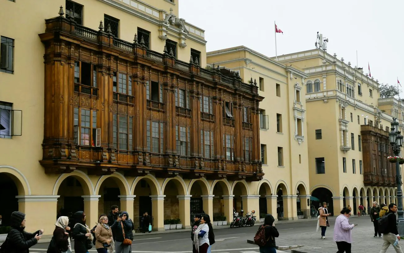 Lima Historic Center Self-Guided Audio Walk: Plaza Mayor, Torre Tagle Balconies and San Francisco
