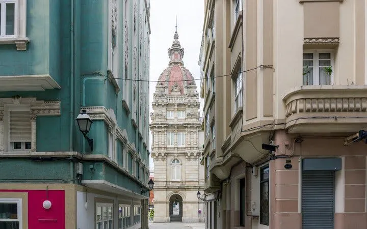A Coruña Self-Guided Walking Tour via Mobile App