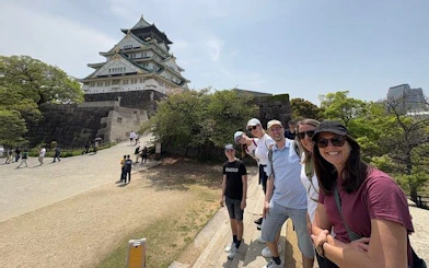 Osaka Small-Group Bike Tour of Cultural Landmarks with Lunch and Tea Break
