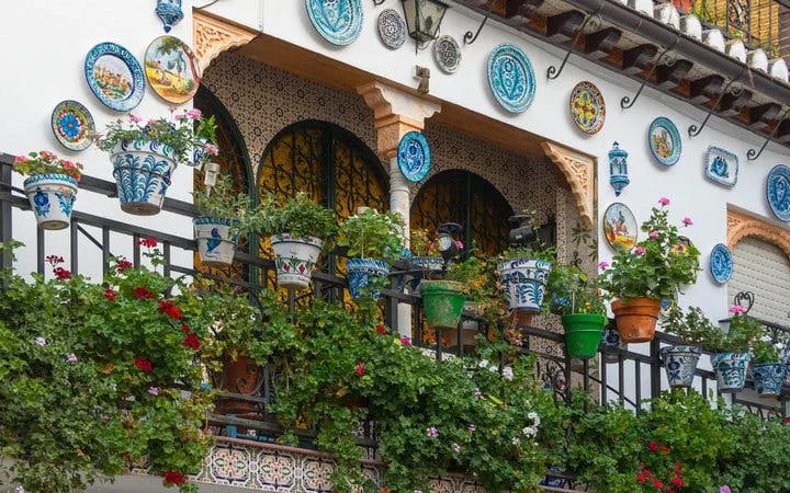 Granada Self-Guided Walking Tour on Mobile App