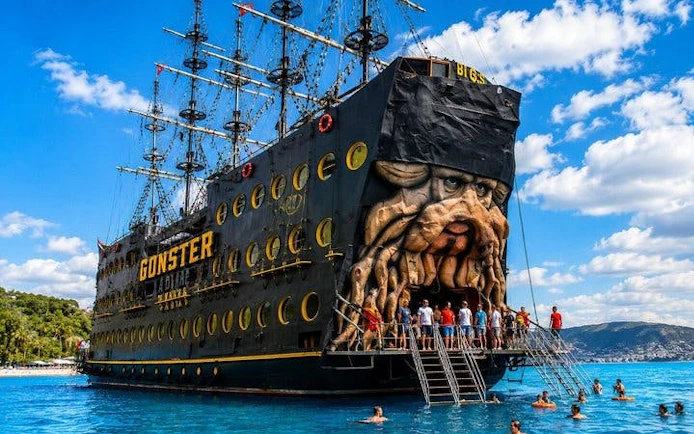 Antalya GONSTER All-Inclusive Pirate Boat Trip