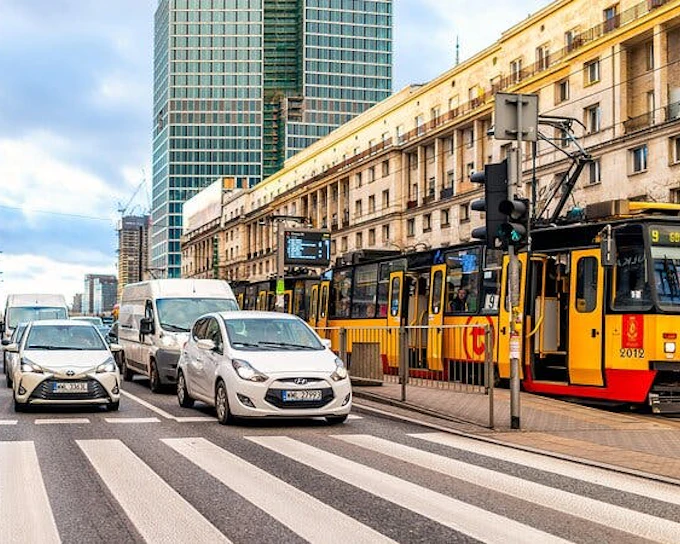 Warsaw's Muranów Highlights: Self-Guided City Exploration Game