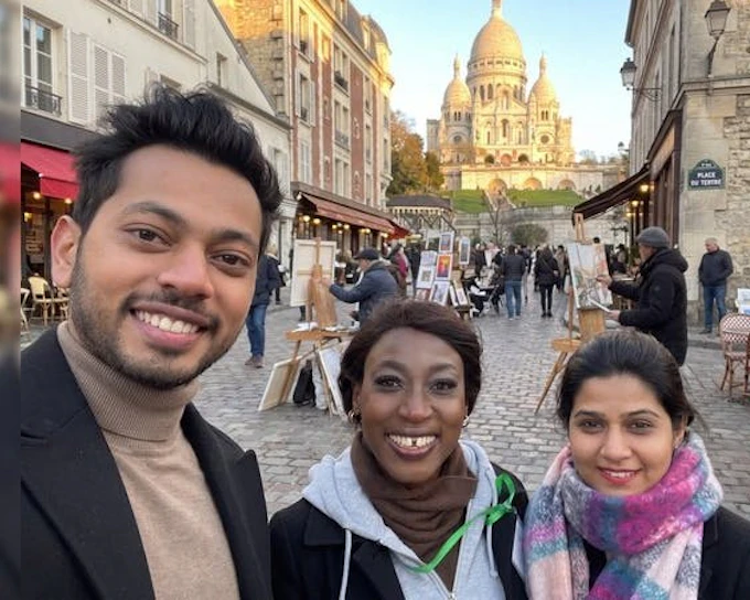 Montmartre Guided Walking Tour with Parisian Craft Beer Tasting