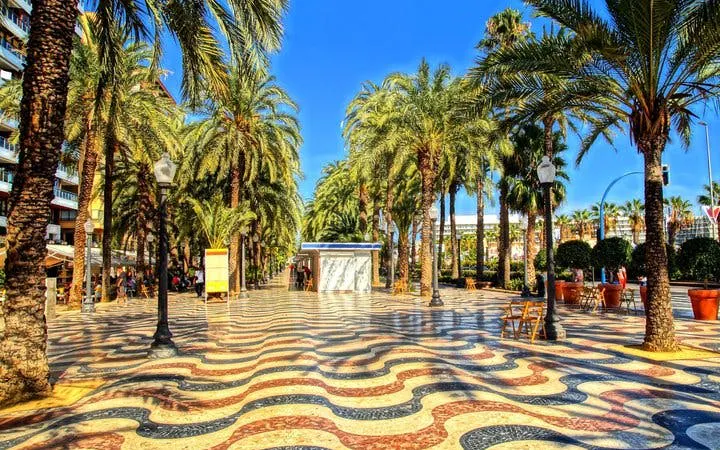 Alicante Self-Guided Walking Tour on Mobile App