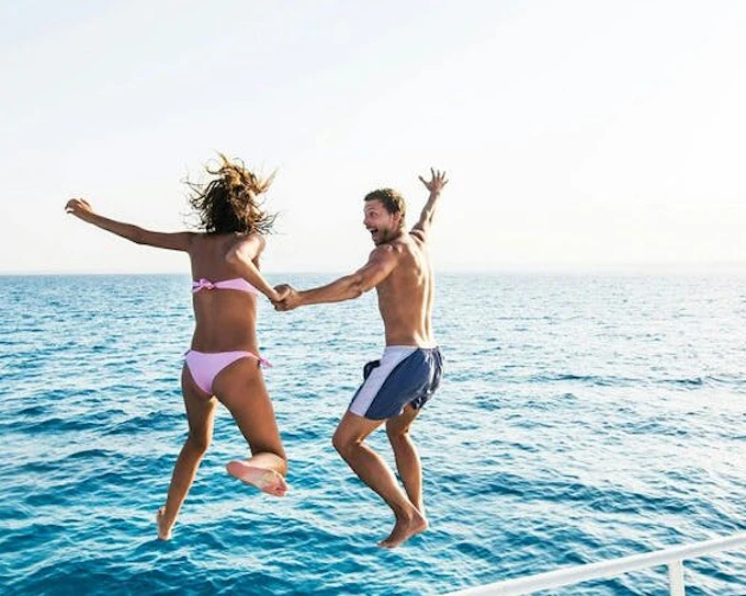 Alanya Relaxing Boat Tour with Lunch & Free Soft Drinks