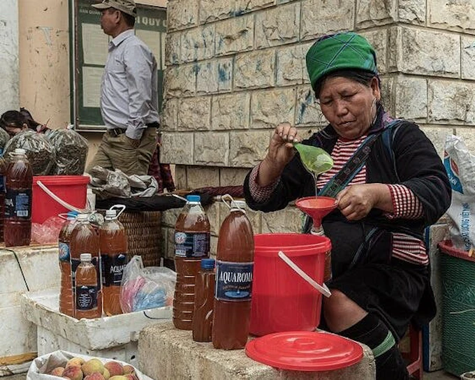Sapa Food Tour: Guided Culinary Experience with Local Dinner and Hotel Pickup (Product 54166)