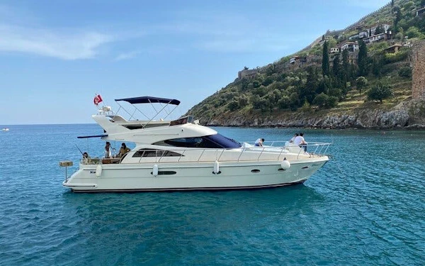 Private Luxury Yacht Tour in Alanya