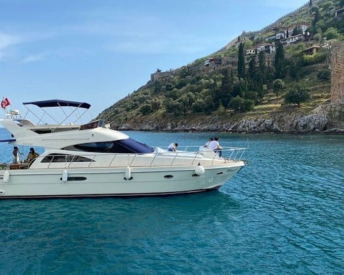 Private Luxury Yacht Tour in Alanya