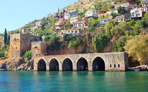 Alanya Pirate Boat Trip with Lunch & Free Soft Drinks