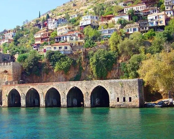 Alanya Pirate Boat Trip with Lunch & Free Soft Drinks (Product 46034)