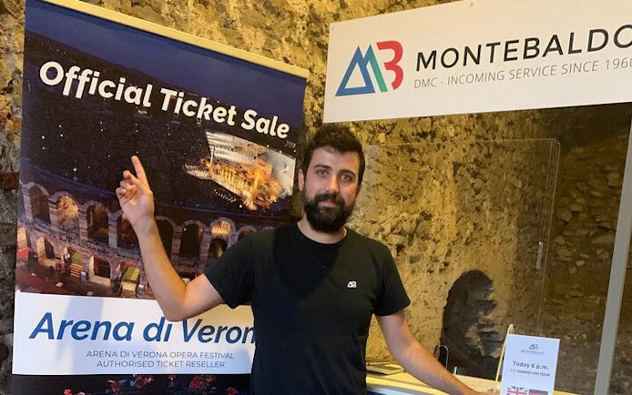 Official ticket sale for Arena di Verona Opera with guided city tour.
