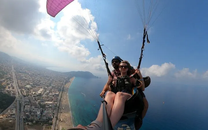 alanya'da lisanslı pilot eşliğinde tandem yamaç paraşütü ve otel transferleri-8