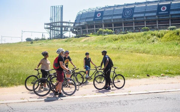 Soweto Guided Bicycle Tour with Local Lunch and Historical Sites