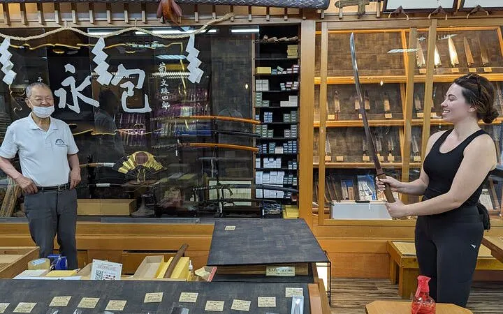 Nara Private E-Bike Tour: Todaiji, Deer Park, Knife shop, Shrine, Local Snack Image 10