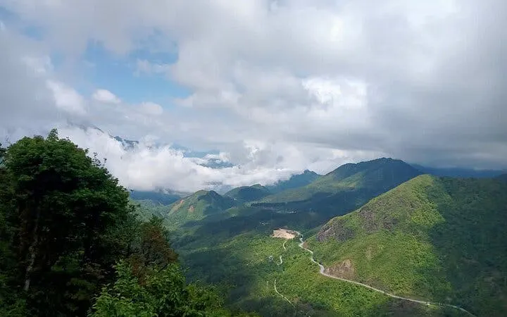 Sapa Private Motorbike Tour to Villages and Waterfalls with Local Homestay and Meals (Product 54213)