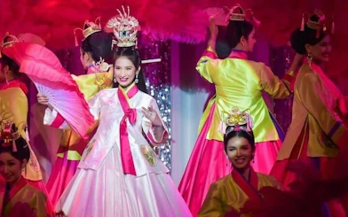 Golden Dome Cabaret performers in traditional costumes, Bangkok.