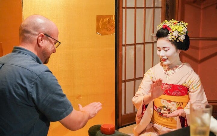 cină cu o maiko într-un restaurant tradițional din kyoto-3