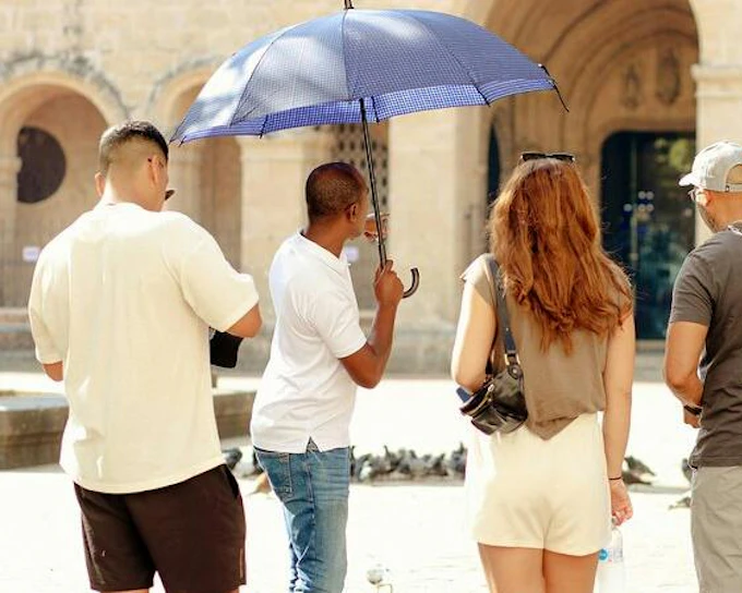 Santo Domingo Small-Group Guided Tour with Lunch and Tres Ojos Cenote Entry Plus Hotel Transfers