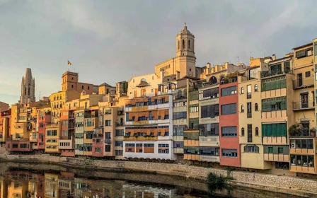 Girona Self-Guided Walking Tour on Mobile App