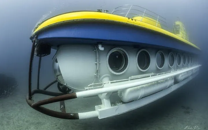 Submarine underwater during Tenerife tour with Los Gigantes pickup.