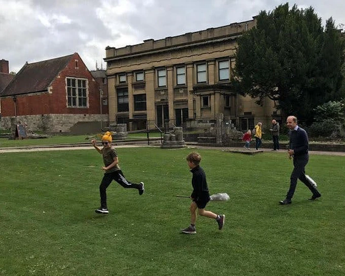 Harry Potter Locations Walking Tour of York with Interactive Quizzes and Games